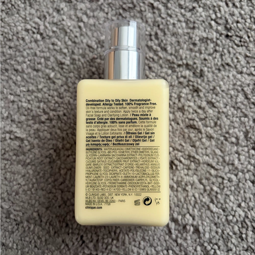 Clinique Moisturizing Gel Cream - Picture 2 of 2